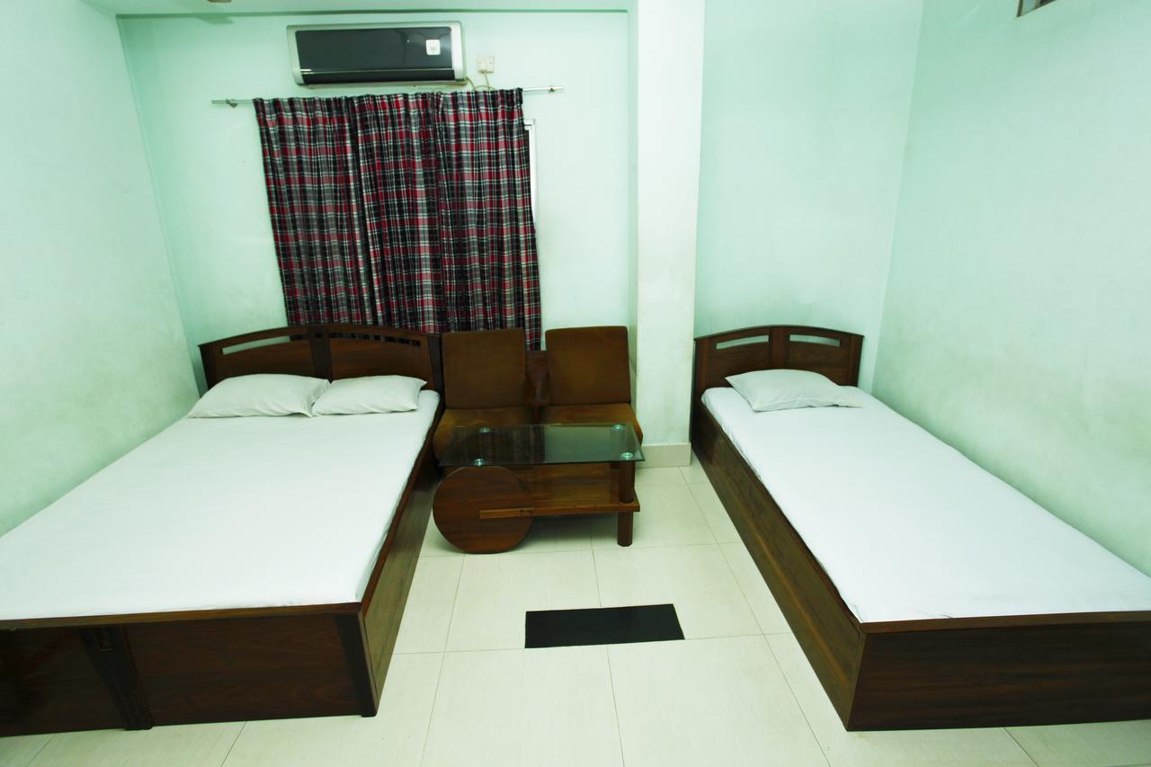 Hotel Star Park Dakhin Kattali Rum bild