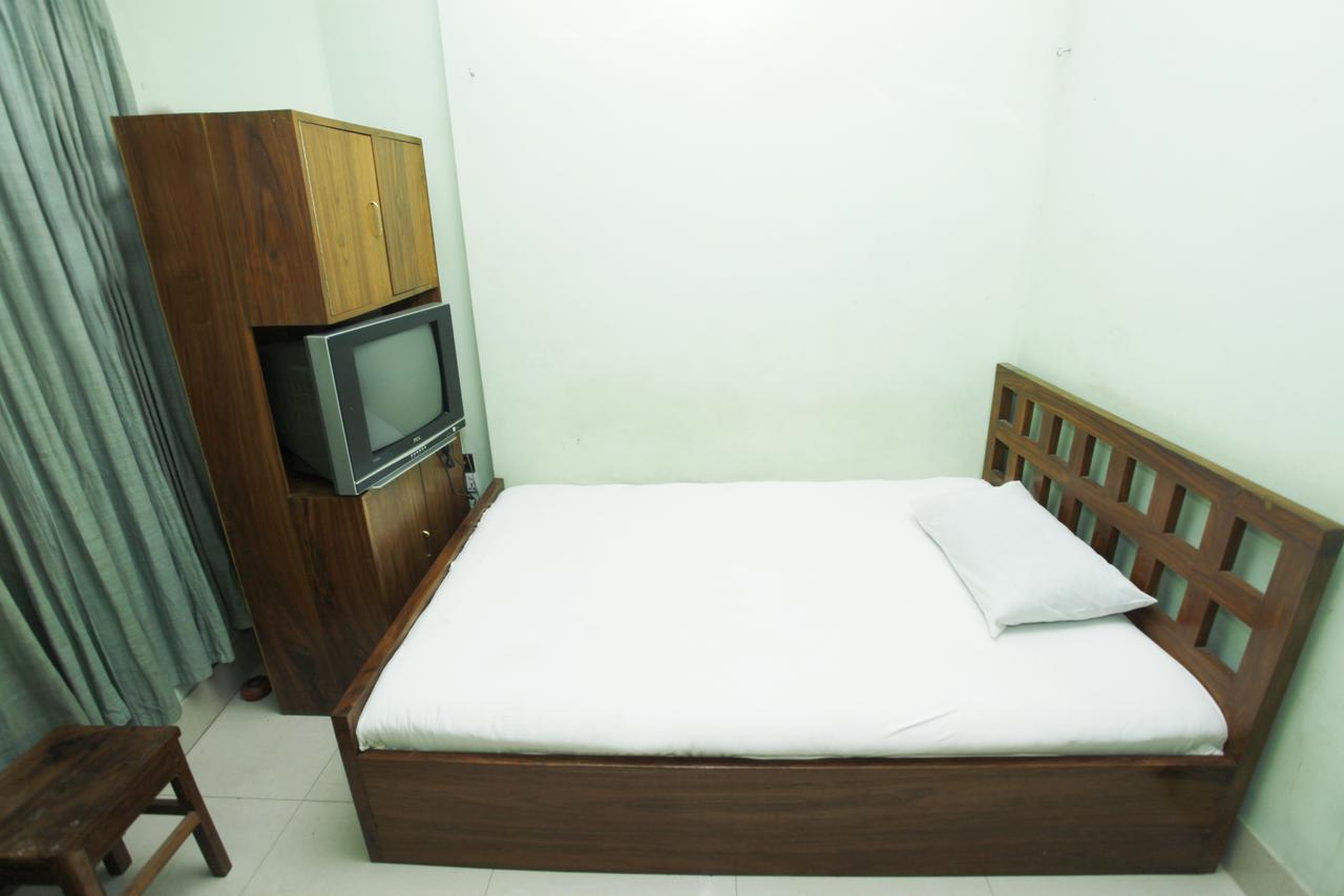 Hotel Star Park Dakhin Kattali Rum bild