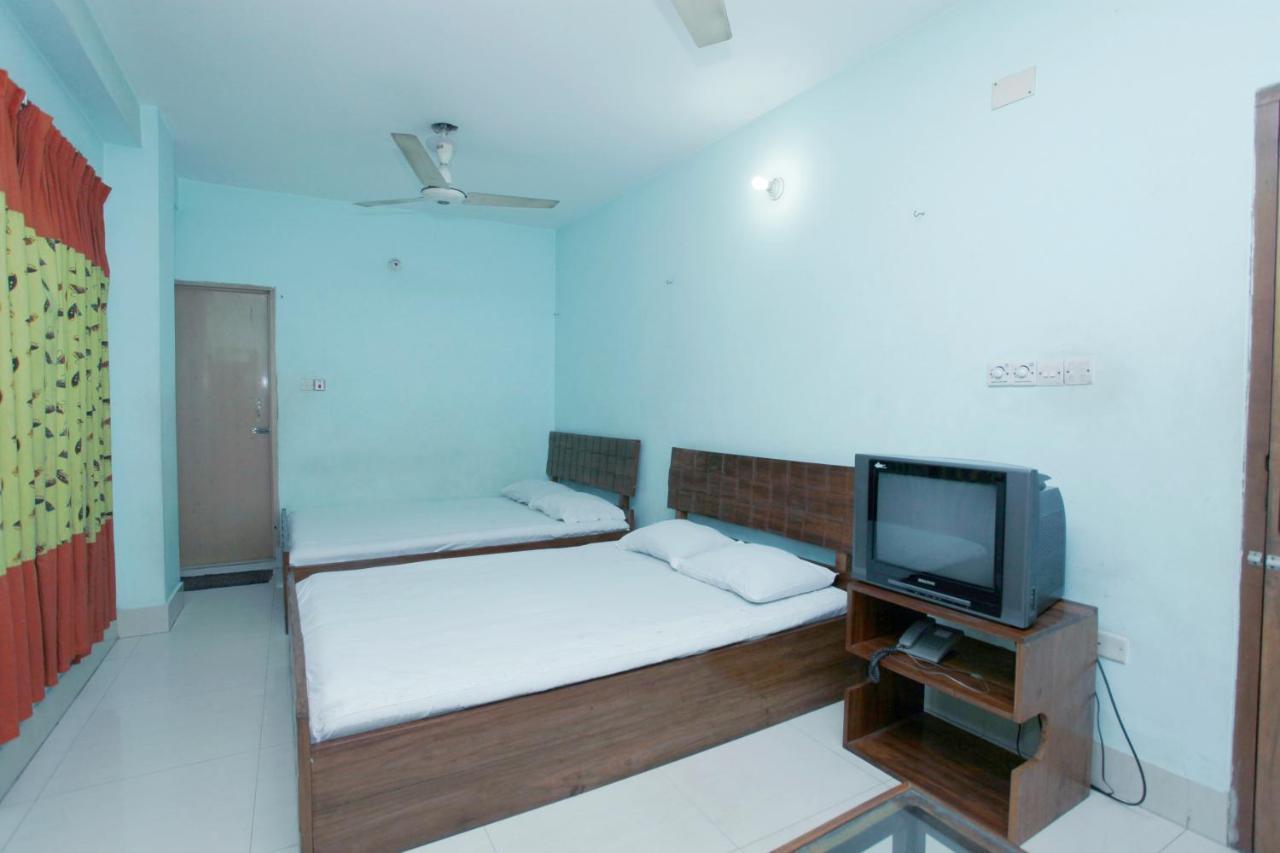 Hotel Star Park Dakhin Kattali Rum bild